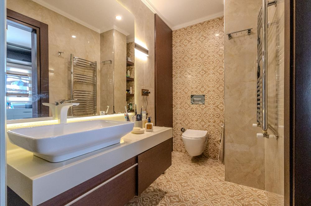 Yalıkavak'ta Deniz Manzaralı 6+2 Özel Havuzlu Villa