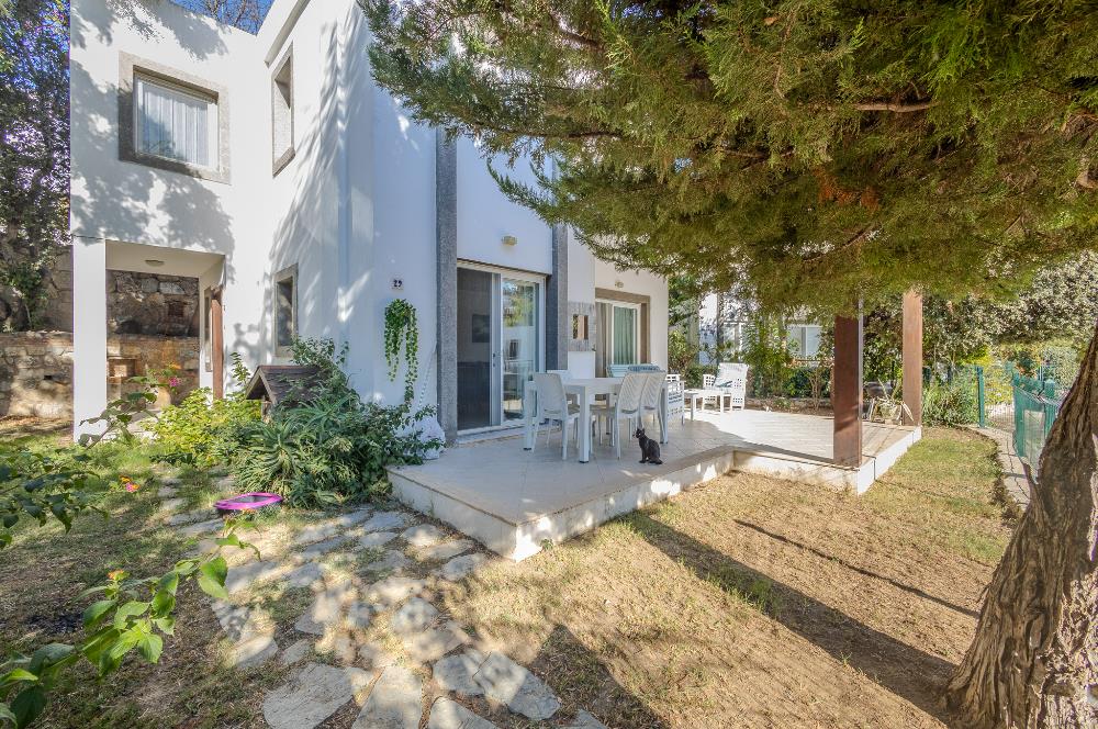 Gümüşlükte Acil Satılık Müstakil Villa