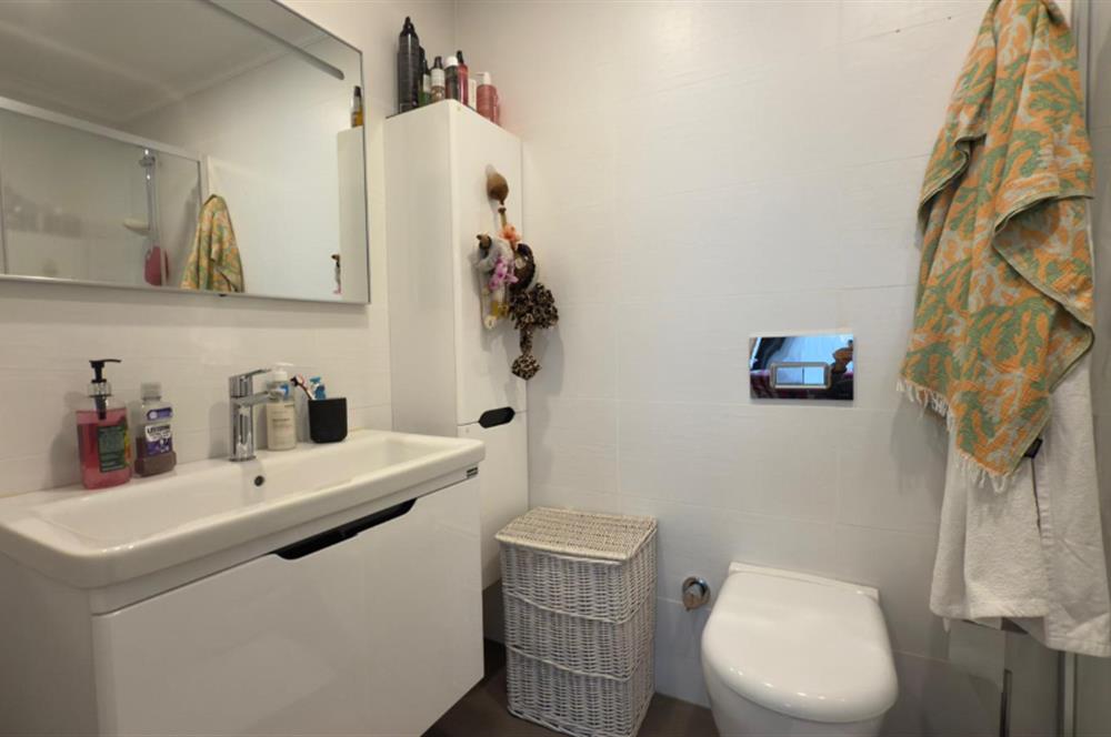 Zekeriyaköy'de Butik Sitede Dekorasyonlu Satılık İkiz villa