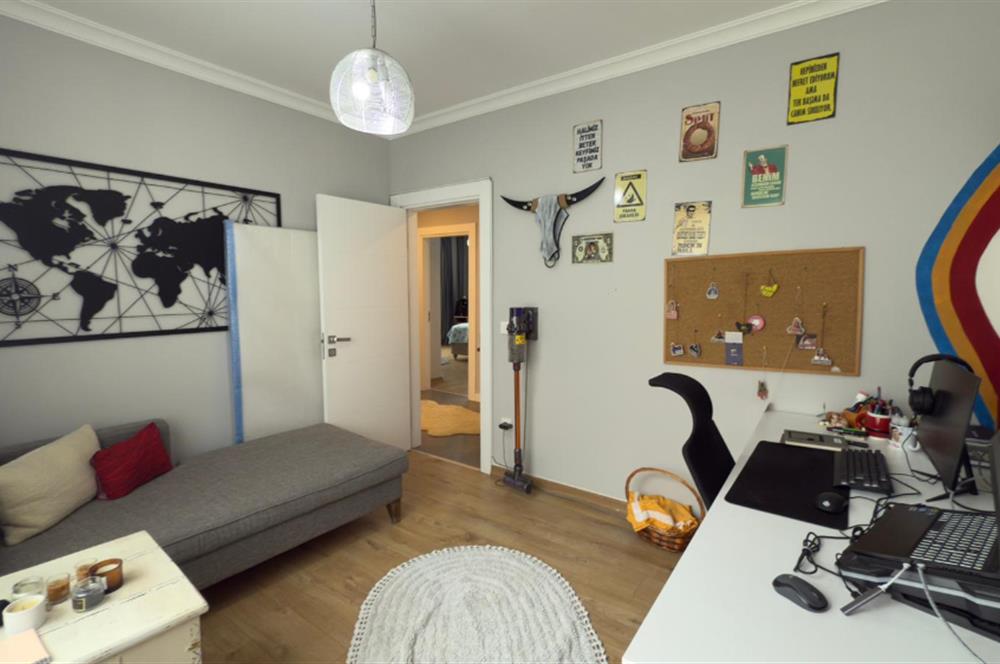 Zekeriyaköy'de Butik Sitede Dekorasyonlu Satılık İkiz villa