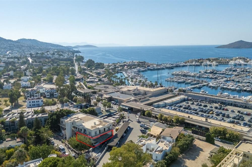 Yalıkavak Marina Karşısında Satılık Ticari Mağaza