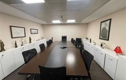 C21 BAL'DAN HALKALI'DA //CAPİTOL TOWER'DA SATILIK OFİS KATI