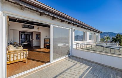 Yalıkavak'ta Deniz Manzaralı 6+2 Özel Havuzlu Villa