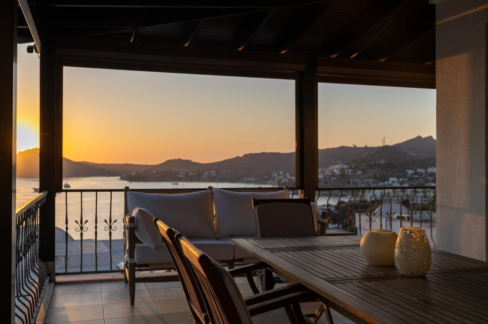 Yalıkavak'ta Deniz Manzaralı 6+2 Özel Havuzlu Villa