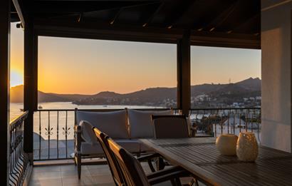 Yalıkavak'ta Deniz Manzaralı 6+2 Özel Havuzlu Villa