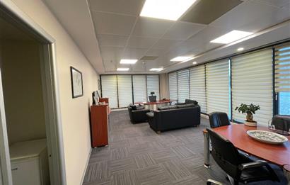 C21 BAL'DAN HALKALI'DA //CAPİTOL TOWER'DA SATILIK OFİS KATI