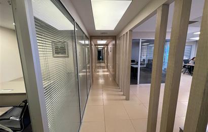 C21 BAL'DAN HALKALI'DA //CAPİTOL TOWER'DA SATILIK OFİS KATI