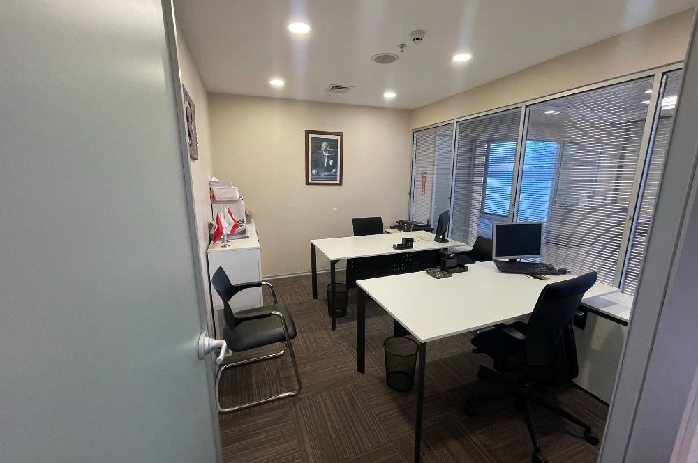 C21 BAL'DAN HALKALI'DA //CAPİTOL TOWER'DA SATILIK OFİS KATI