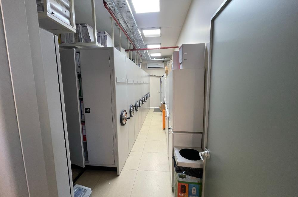 C21 BAL'DAN HALKALI'DA //CAPİTOL TOWER'DA SATILIK OFİS KATI