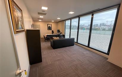 C21 BAL'DAN HALKALI'DA //CAPİTOL TOWER'DA SATILIK OFİS KATI