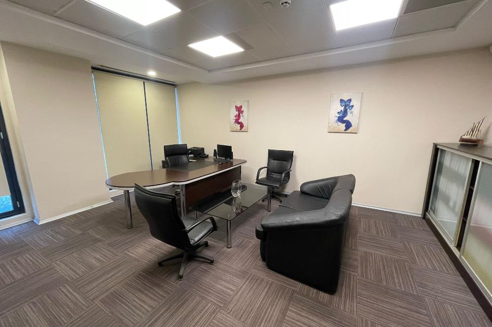 C21 BAL'DAN HALKALI'DA //CAPİTOL TOWER'DA SATILIK OFİS KATI