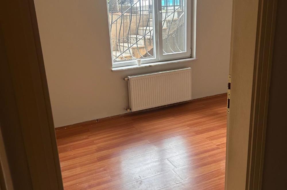 ÜMRANİYE ÇAMLIK ASYA ÇAMLIK EVLERİNDE SATILIK 2+1 DAİRE