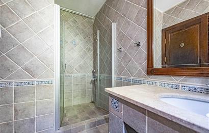 BİTEZ DORİA EVLERİN'DE SATILIK 3+1 HAVUZLU MÜSTAKİL VİLLA