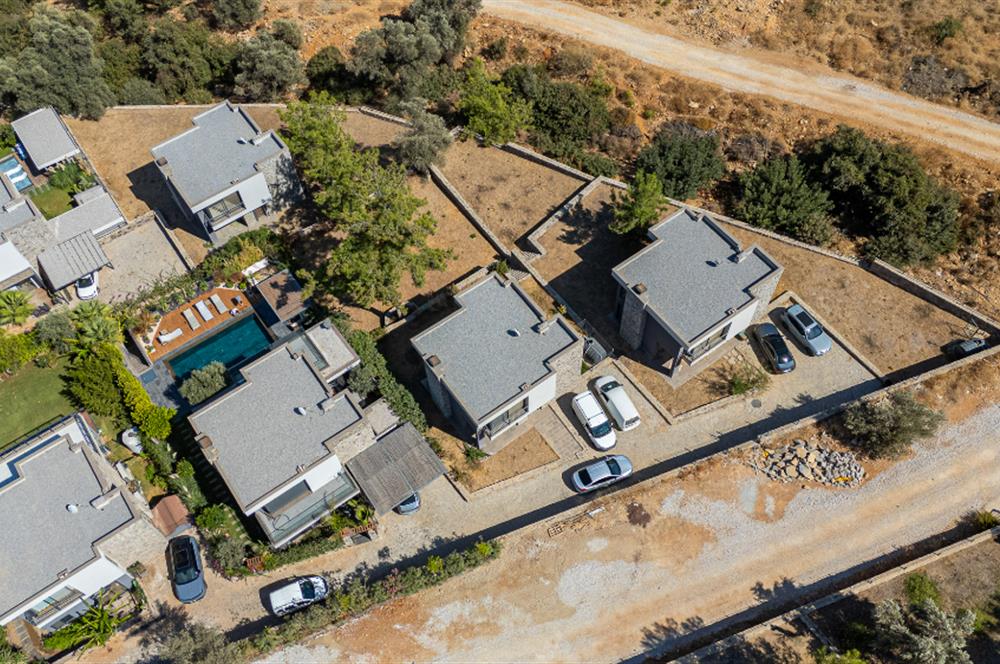 Bodrum Torba'da 695 m2 Arazi İçinde 134 m2 brüt Satılık Villa