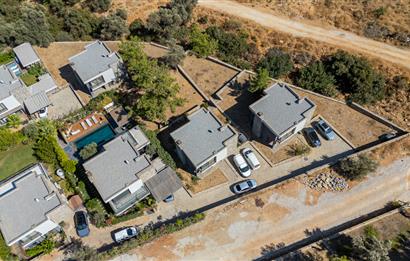Bodrum Torba'da 695 m2 Arazi İçinde 134 m2 brüt Satılık Villa