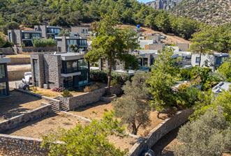 Bodrum Torba'da 695 m2 Arazi İçinde 134 m2 brüt Satılık Villa