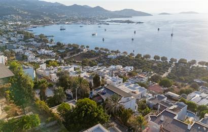 Yalıkavak'ta Deniz Manzaralı 6+2 Özel Havuzlu Villa