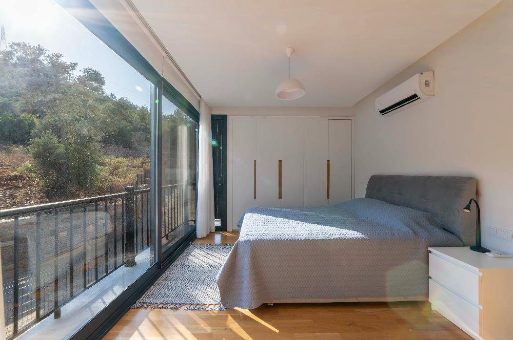 Bodrum Torba'da 695 m2 Arazi İçinde 134 m2 brüt Satılık Villa