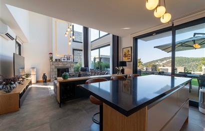 Bodrum Torba'da 695 m2 Arazi İçinde 134 m2 brüt Satılık Villa