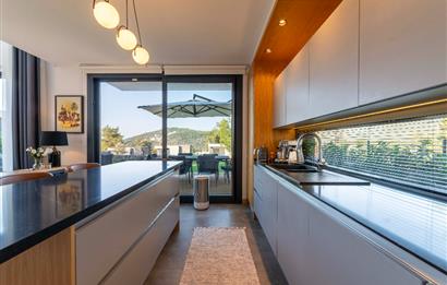 Bodrum Torba'da 695 m2 Arazi İçinde 134 m2 brüt Satılık Villa