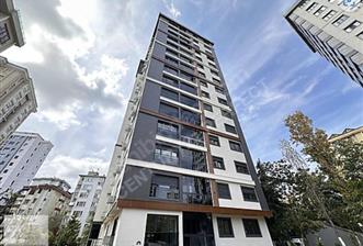 Deniz Manzaralı Suadiye Minibüs Caddesine 2 dk Satılık 3+1