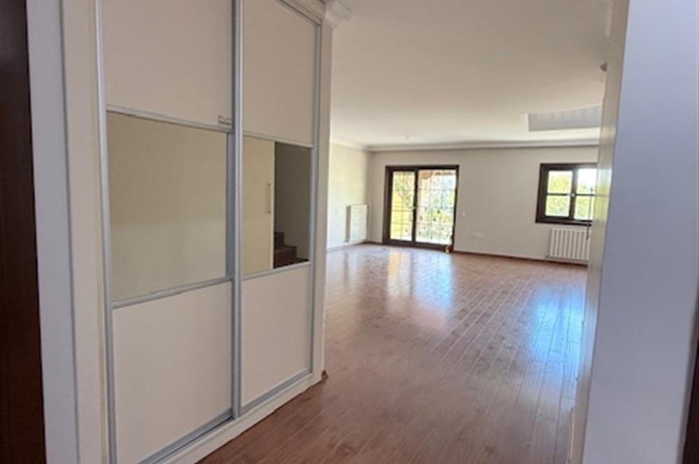 ANGORA EVLERİ'NDE MUHTEŞEM MANZARALI KİRALIK BAHÇE DUBLEKS DAİRE