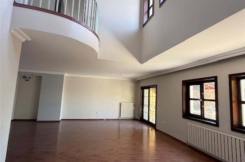 ANGORA EVLERİ'NDE MUHTEŞEM MANZARALI KİRALIK BAHÇE DUBLEKS DAİRE