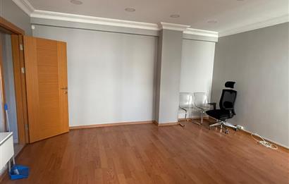 MECİDİYEKÖY GÜLBAHAR MAHALLESİNDE EŞYALI 4+1 KİRALIK OFİS