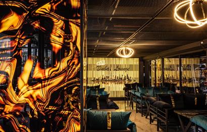 VENEZİA OUTLET AVM DE , İŞLEK ALANDA DEVREN KİRALIK CAFE