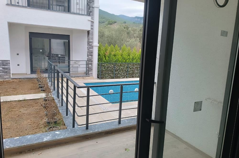 Çamlibel Köyünde Kapali Otoparkli Havuzlu Lux 1+1 daire