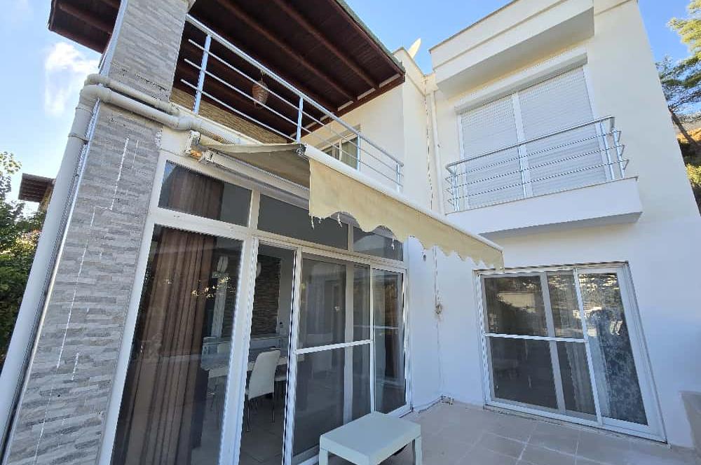 Bodrum Yalıçiftlik’te Site İçinde Eşyalı Bahçe Katı Kiralık Daire