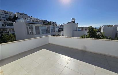Bodrum Turgutreis'te Tam Müstakil Eşyalı Kiralık Tripleks