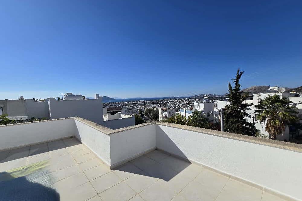Bodrum Turgutreis'te Tam Müstakil Eşyalı Kiralık Tripleks