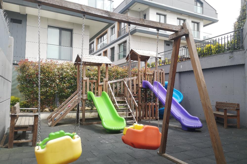 CENTURY21 GERÇEK'TEN KEMER ROOF 1'DE KEYİFLİ 3+1 ÇATI DUBLEKS