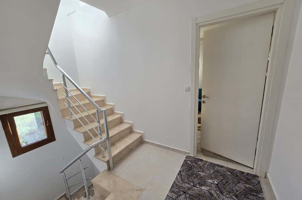 Bodrum Turgutreis'te Tam Müstakil Eşyalı Kiralık Tripleks