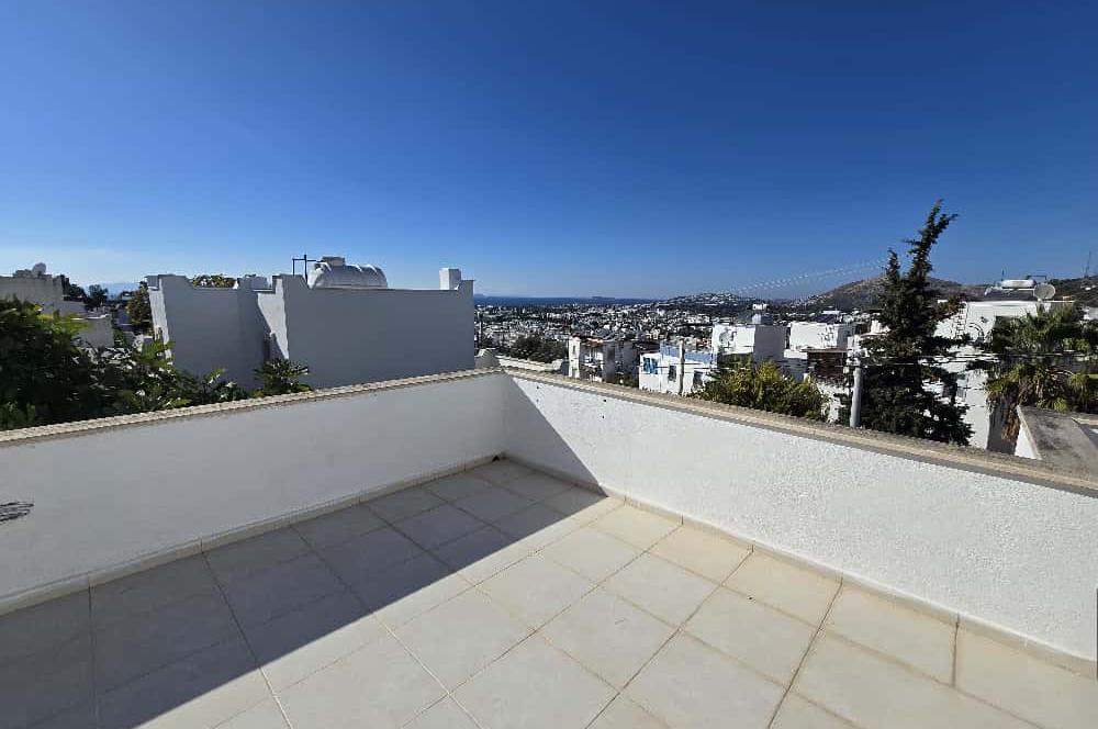 Bodrum Turgutreis'te Tam Müstakil Eşyalı Kiralık Tripleks