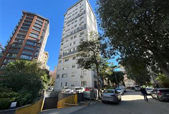 KADIKÖY FENERYOLU MAH. EMSALSİZ KONUMDA 2+1 EŞYALI KİRALIK DAİRE