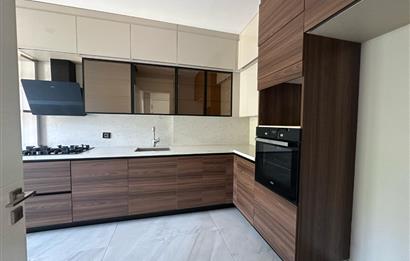 CENTURY21 GERÇEK'TEN KEMER ROOF 1'DE KEYİFLİ 3+1 ÇATI DUBLEKS