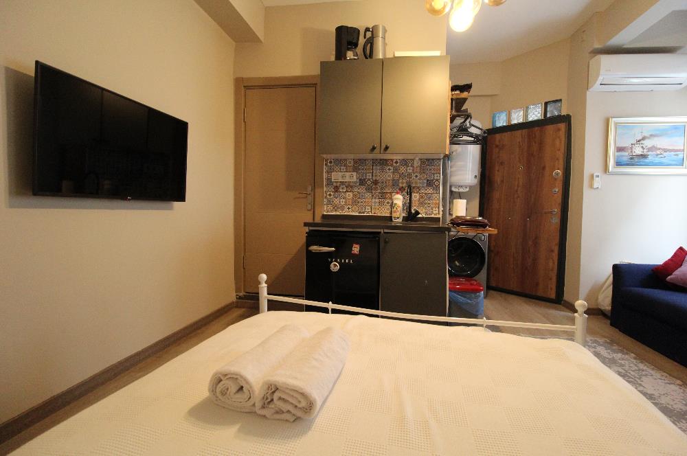 TARLABAŞI BULVARI ÜZERİNDE TAKSİME 3 DK YATIRIMLIK İKİ DAİRE