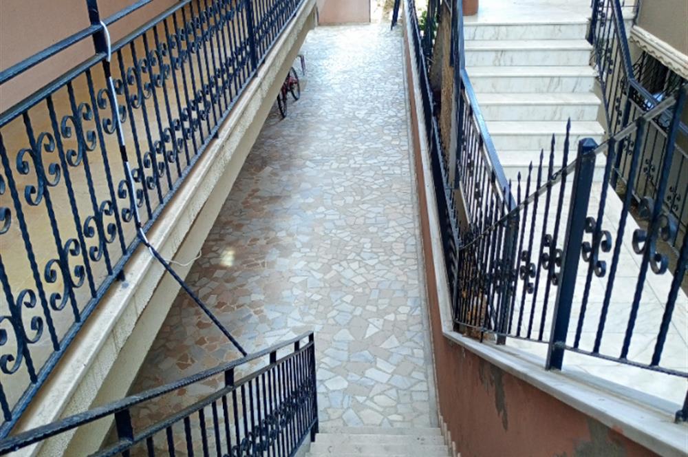 Kısıklı 2+1 satılık daire 