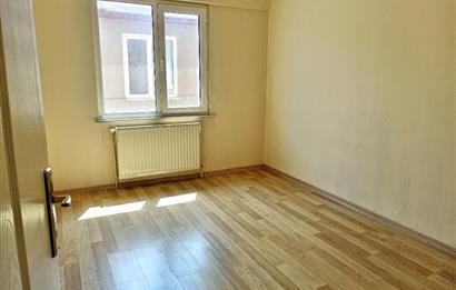 Kısıklı 2+1 satılık daire 