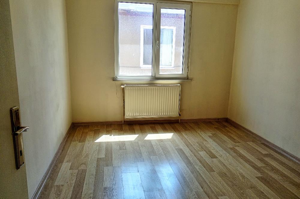 Kısıklı 2+1 satılık daire 