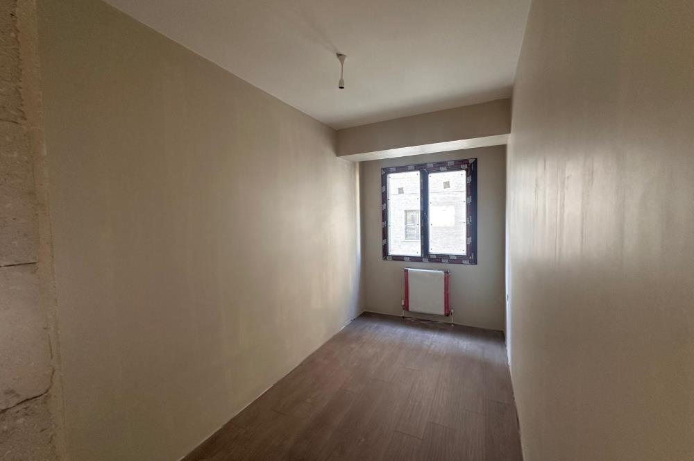 Küçükçekmece Fatih Mahallesi Satılık 2+1 Yeni Daire