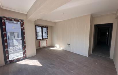 Küçükçekmece Fatih Mahallesi Satılık 2+1 Yeni Daire