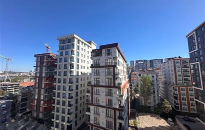 Küçükçekmece Fatih Mahallesi Satılık 2+1 Yeni Daire