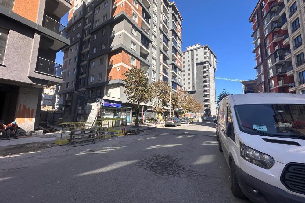 Küçükçekmece Fatih Mahallesi Satılık 2+1 Yeni Daire