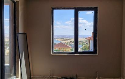 GÖLBAŞI GÖKÇEHÖYÜK’TE 500 M² ARSA ÜZERİNDE SATILIK MÜSTAKİL EV
