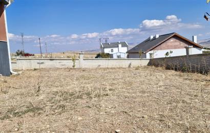 GÖLBAŞI GÖKÇEHÖYÜK’TE 500 M² ARSA ÜZERİNDE SATILIK MÜSTAKİL EV