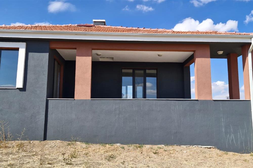 GÖLBAŞI GÖKÇEHÖYÜK’TE 500 M² ARSA ÜZERİNDE SATILIK MÜSTAKİL EV