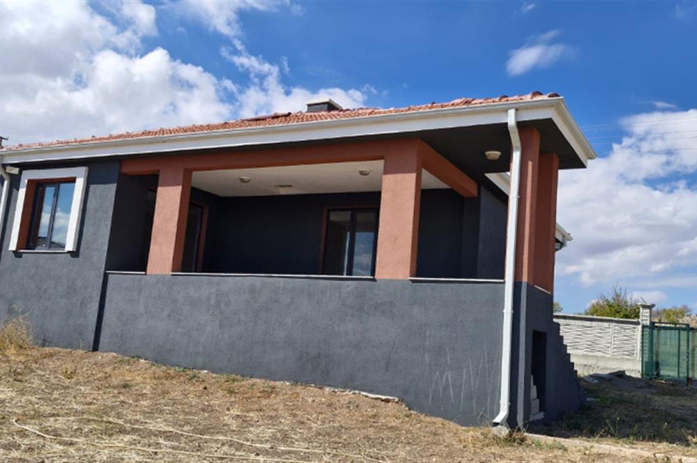 GÖLBAŞI GÖKÇEHÖYÜK’TE 500 M² ARSA ÜZERİNDE SATILIK MÜSTAKİL EV